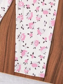 SHEIN Playful Pals 2pcs/Set Baby Girls Autumn/Winter New Plush Hooded Hat With Cat Ear Embroidery & Bow, Ditsy Floral Sweatshirt And Leggings Casual Outfit Set Fall - Multicolor - View 6