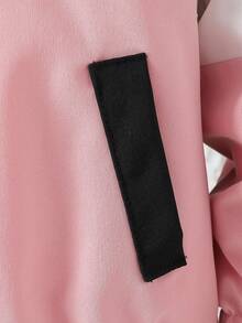 女童休闲连帽长袖保暖拉链外套，适合秋冬季节日常穿着、上学、户外活动、街头穿搭。