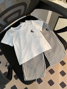 SHEIN 两件套女童夏季时尚简约街头风白色短袖T恤（胸前黑色刺绣装饰）和杏色条纹裤套装，适合日常上学穿着。 - 彩色 - 查看 7
