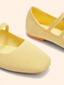CUCCOO BASICS Women's Fashionable Light Yellow Sweet & Cute Comfortable Flat Mary Jane Shoes