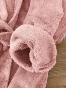 SHEIN 3pcs Teen Girl Pink Minimalist Comfortable Long Sleeve Robe, Short Vest & Shorts Soft Flannel Pajama Set, Autumn/Winter - Pink - View 4