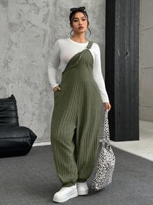 SHEIN EZwear 军绿色加大码弹力羊毛罗纹背带裤，秋冬