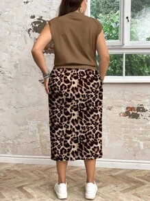 SHEIN LUNE 2pcs/Set Casual Loose Round Neck Full Print Leopard Pattern Skirt And Top Set, Suitable For Plus Size Women In Autumn And Winter Skirt Two Pieces Set