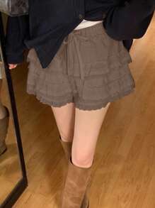 DAZY 女士蕾丝拼接优雅短裤，白色，适合所有季节秋季