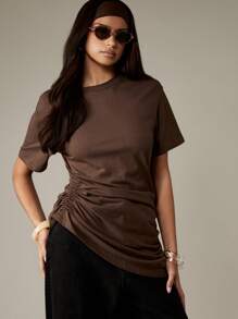 MISSGUIDED Maglietta oversize con dettagli arricciati sui lati, vita raccolta, design minimalista, capo essenziale casual, pezzo di abbigliamento contemporaneo da sovrapporre, must-have per il guardaroba - Caffè Marrone - Visualizzare 1