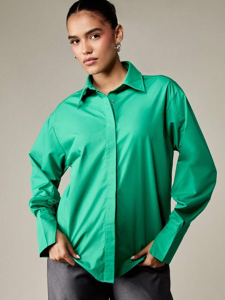MISSGUIDED Elegant Button Down Blouse Split Sleeve Office Work Formal Business Shirt Contemporary Professional Workwear Fashion Statement Piece Modern Career Wear Christmas