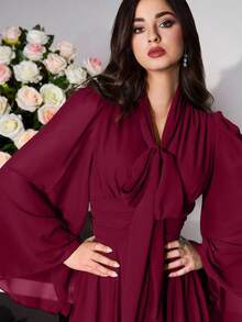 Modelyn Đầm suông tay loe cổ thắt nút thanh lịch cho nữ, màu trơn - Màu Đỏ Sâu - Xem 5