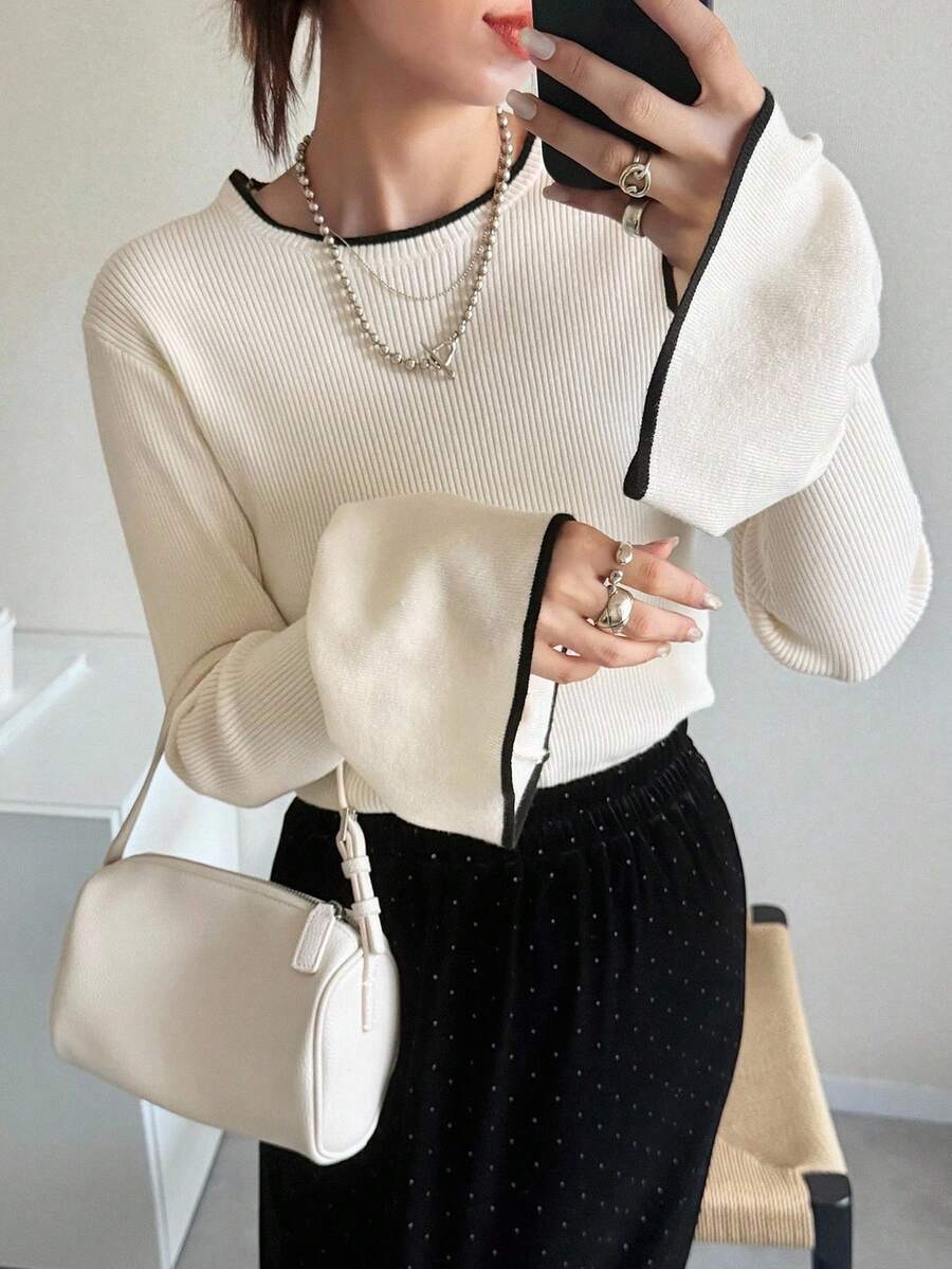 FRIFUL Women's Round Neck Flare Sleeve Contrast Trim Fitted Urban Casual Thick Sweater, Autumn
