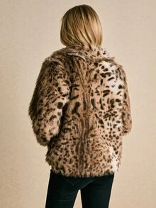 Poéselle Women's Fashionable Faux Fur Leopard Print Jacket,Leopard Print Faux Fur Jacket – Animal Pattern Short Coat For Women, Statement Holiday Party Outerwear Autumn/Winter,Winter Clothes, Fur Coat, Outerwear Women, Luxury Clothes For Women