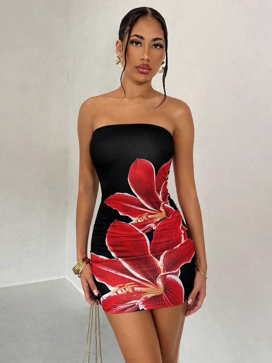 Glamine Váy ngắn màu đen in hoa đỏ hở vai gợi cảm mùa hè - màu đen - Xem 1