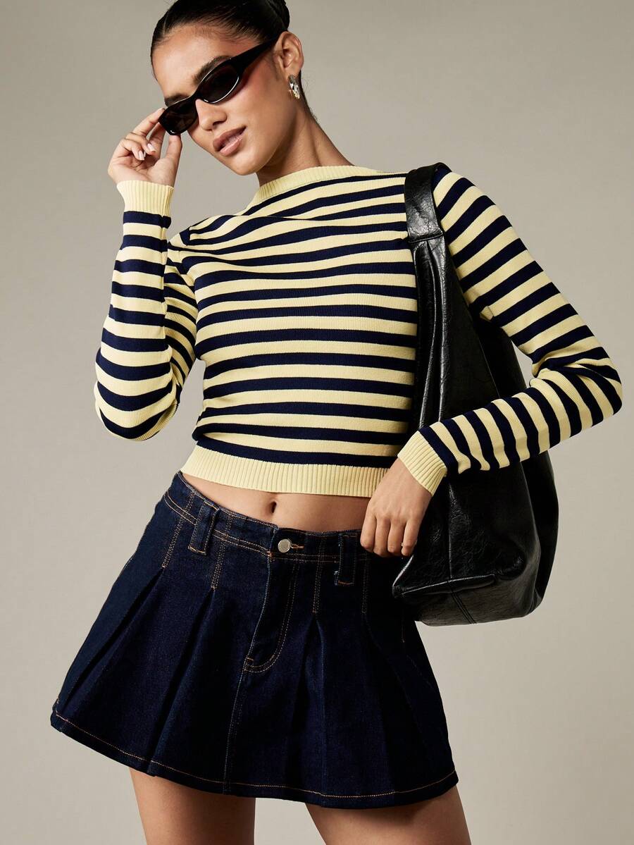 MISSGUIDED Maglione a coste corto a righe, con maniche lunghe, collo alto, stile Y2K, casual, preppy, stile francese, retrò, top blu navy e crema - Multicolore - Visualizzare 1