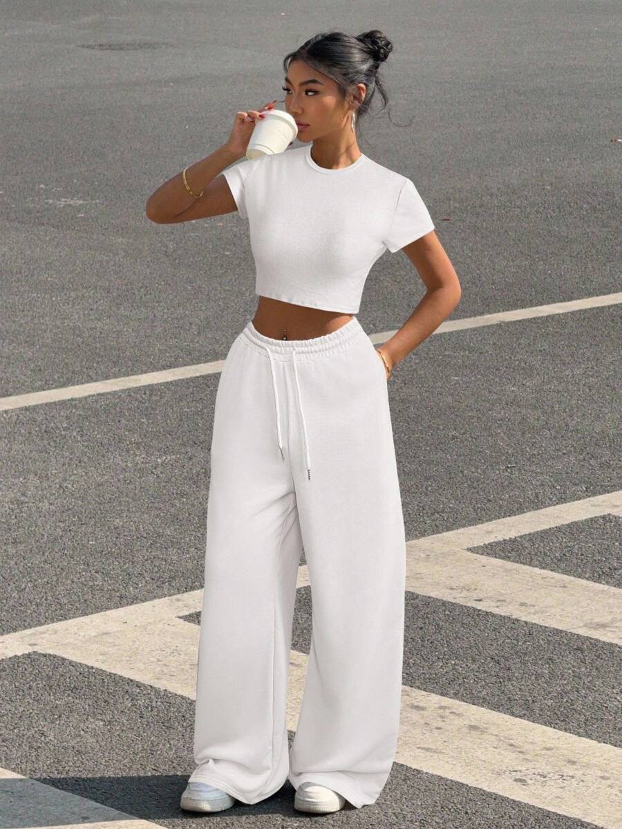 Muchica 2 件套女士休闲圆领短袖上衣和阔腿裤套装，夏季 - 白色 - 查看 1