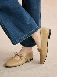 Rosivie 女士圆头黑色蝴蝶结平底鞋，优雅休闲法式玛丽珍透气编织镂空系带复古休闲户外鞋 - 杏色 - 查看 3