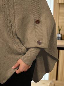 Linhara Poncho de suéter de punto de cable con botón y cuello alto talla grande - Camel - Ver 4
