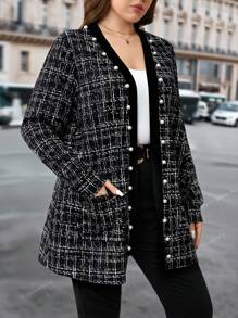 SHEIN Clasi 大码优雅仿粗花呢口袋长袖外套 粗花呢外套 女士长款开衫 珍珠纽扣开衫 黑白格子开衫 秋季女装 冬季女装 冬季女装 女教师款 大码女装 女式外套 女士罩衫 秋季女装 - 黑與白 - 查看 4