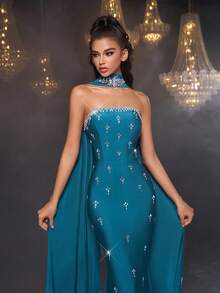 Glamrae Elegant & Luxurious Grey-Green Knitted Handcraft Pattern Rhinestone Chain Tassel Decor Fitted Mermaid Formal Evening Gown For Women