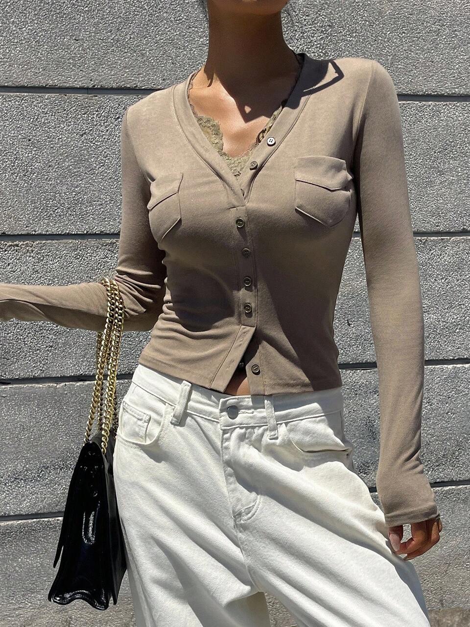 Women's Solid Color Fitted Long Sleeve Contrast Lace Elegant Autumn/Winter Base Layer Top
