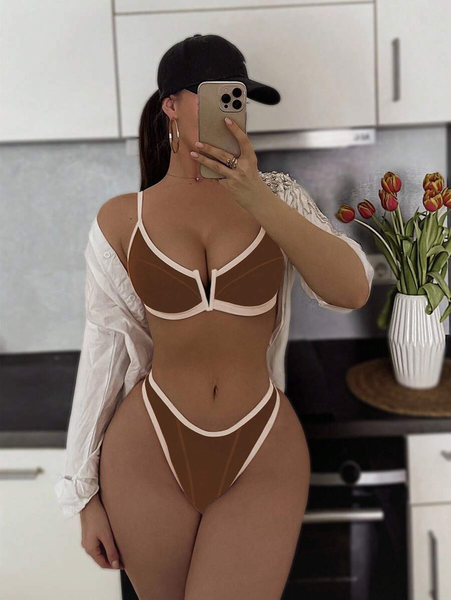 Swim SXY 女式 V 领镂空肩带拼色比基尼泳装，性感欧式泳衣 - 咖啡棕 - 查看 1