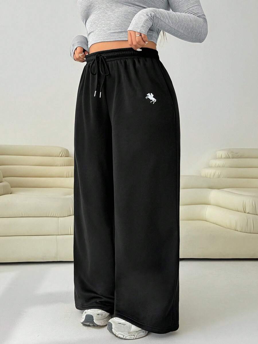 SHEIN EZwear Quần nỉ ống đứng cạp chun màu trơn cỡ lớn có dây rút, dáng rộng, có túi - màu đen - Xem 1