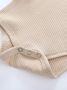 SHEIN Vintaside Kids 嬰兒女寶寶分層荷葉邊連體褲套裝 和喇叭褲和頭帶