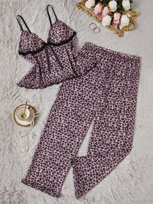 SHEIN 2 件加大码撞色蕾丝、荷叶边心形印花吊带背心和裤子睡衣套装