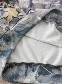 Discovery X SHEIN Women's Casual Everyday Leaf & Letter Graphic Street Hoodie