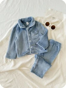 SHEIN مجموعة ملابس منزلية طويلة الأكمام ناعمة باللون الأزرق للأطفال الصغار 2 قطعة/طقم، ملابس شتوية يمكن ارتداؤها للجنسين، ملابس شتوية للأطفال - متعدد الألوان - مشاهدة 3