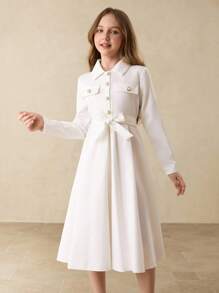 Elegancka, minimalistyczna, modna sukienka koszulowa dla dziewcząt z obniżonymi ramionami, długim rękawem i ściągaczem w pasie, średniej długości, w jednolitym kolorze, z perłowymi guzikami, odpowiednia na ukończenie szkoły, oficjalne okazje, Boże Narodzenie, Halloween i na każdą porę roku - Biały - Zobacz 1