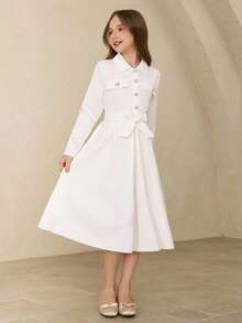 Elegancka, minimalistyczna, modna sukienka koszulowa dla dziewcząt z obniżonymi ramionami, długim rękawem i ściągaczem w pasie, średniej długości, w jednolitym kolorze, z perłowymi guzikami, odpowiednia na ukończenie szkoły, oficjalne okazje, Boże Narodzenie, Halloween i na każdą porę roku - Biały - Zobacz 5