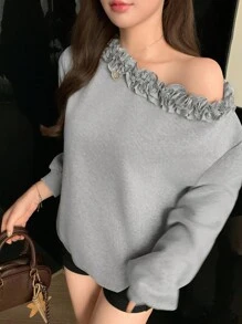 DAZY Hanorac cu mânecă lungă, casual, cu guler oblic și umăr gol, pentru femei, toamnă/iarnă, cu decor floral 3D, pentru sezonul de la școală - Gri - Vizualizare 5