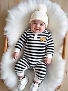 SHEIN جمبسوت قطعة واحدة للأطفال الرضع بتصميم الدب مع خطوط متباينة، ملابس كاجوال مناسبة للخروجات والمنزل، مناسبة لفصلي الربيع والخريف، جمبسوت مخططة للأطفال الرضع، جمبسوت مخططة للأطفال الرضع، جمبسوت محبوكة للأطفال الرضع في فصلي الخريف والشتاء