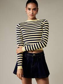 MISSGUIDED Maglione a coste corto a righe, con maniche lunghe, collo alto, stile Y2K, casual, preppy, stile francese, retrò, top blu navy e crema - Multicolore - Visualizzare 6