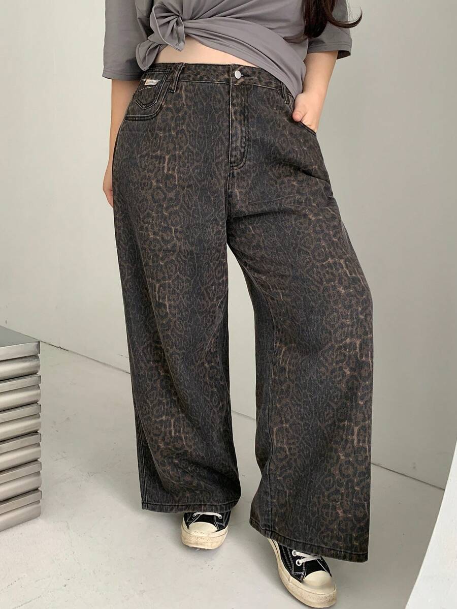DAZY Plus Size Loose Leopard Print Boyfriend Jeans - Brown - View 1
