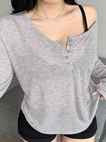 Dazy Plus Áo thun tay dài cổ tròn nửa xếp ly trơn, Xuân/Hè - Màu Xám nhạt - Xem 3