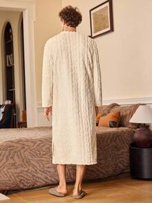 EverLounge Men's Solid Color Minimalist Daily Wear Round Neck Long Sleeve Fuzzy Robe, Men Sleepwear Robes, Winter, Fluffy, Cozy