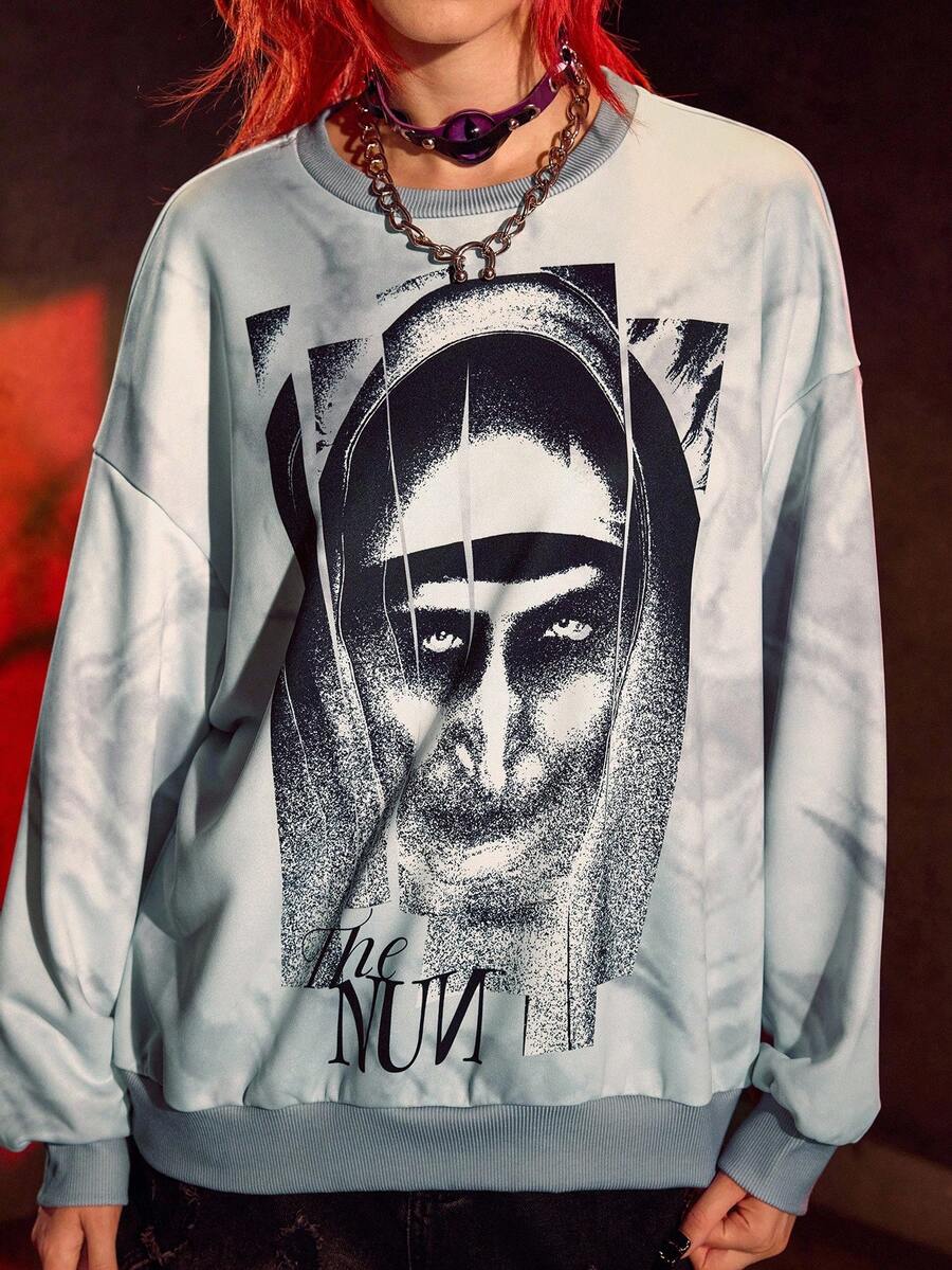 The Nun X SHEIN 恐怖电影人物图案圆领长袖运动衫 - 彩色 - 查看 1