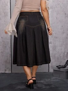 SHEIN EZwear Plus Size Women's Edgy Street Style Distressed Black Non-Stretch Denim Mini Skirt - Black - View 2