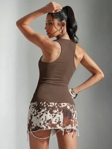 Denimoi O-Ring Scoop Neck Ribbed Knit Tank Top - Brown - View 5