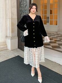 Dazy Plus Christmas Plus Size Women's V-Neck Velvet & Lace Patchwork Flare Sleeve Bodycon Party Dress, Spring/Autumn