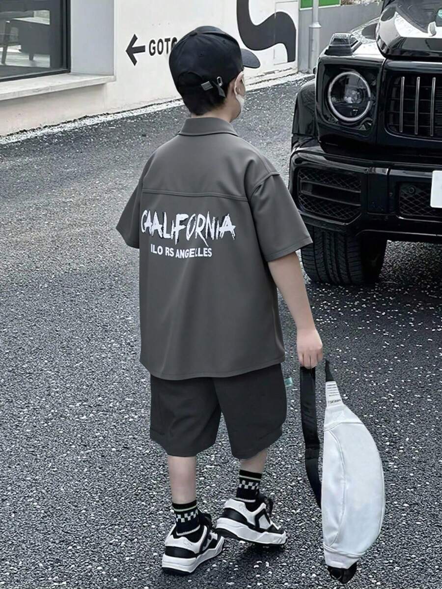 SHEIN 青少年男孩休闲短袖字母图案 T 恤，情人节儿童服装 - 灰色 - 查看 1