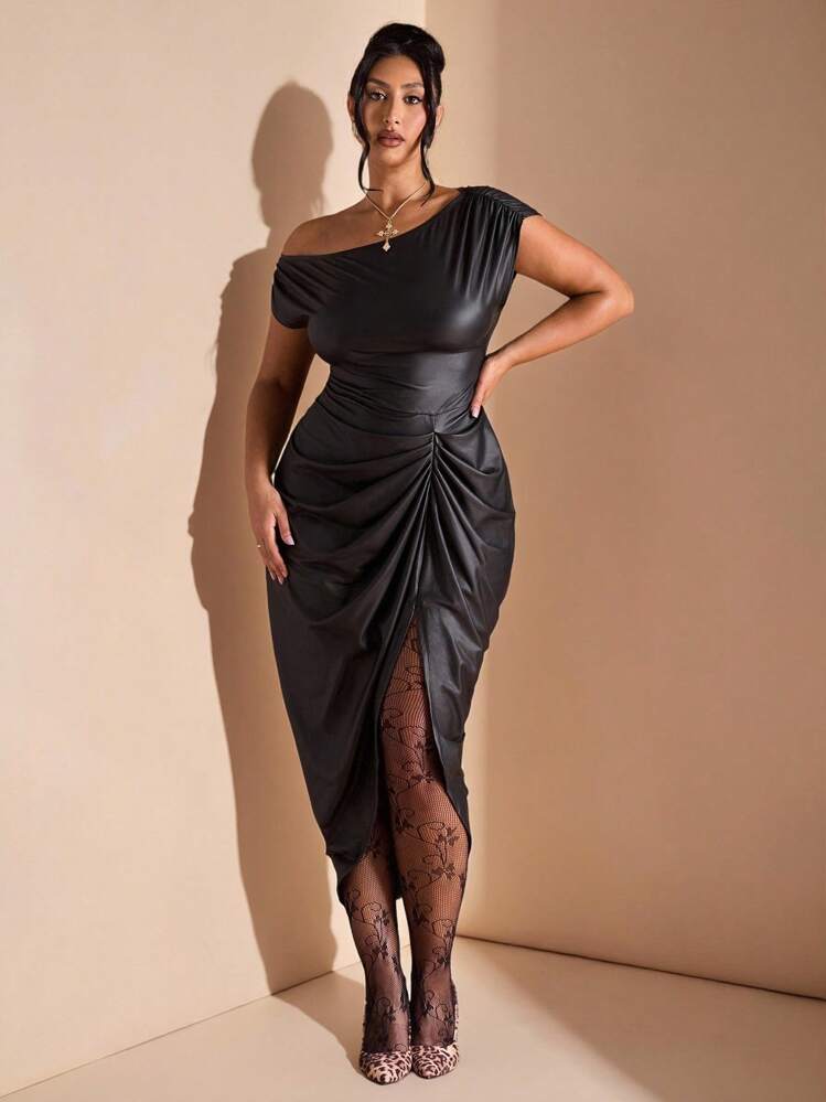 SHEIN BAE Plus Size Women Asymmetric Shoulder PU Elegant Long Slit Dress/Fall/Winter Women Clothes/Wedding Guest Dress  Plus Size/Halloween Plus Size/Hoco Dressses/Christmas/Night Out/Birthday Dresses For Women/Dresses For Women Elegant/Western Wear Women/Going Out Outfits,Fall Clothes For Women - Black - View 1