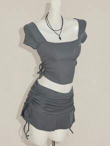 SHEIN ICON 2pcs Fall Going Out Grey Women Solid Color Square Neck Short Sleeve T-Shirt And Drawstring Waist Skirt Casual Set