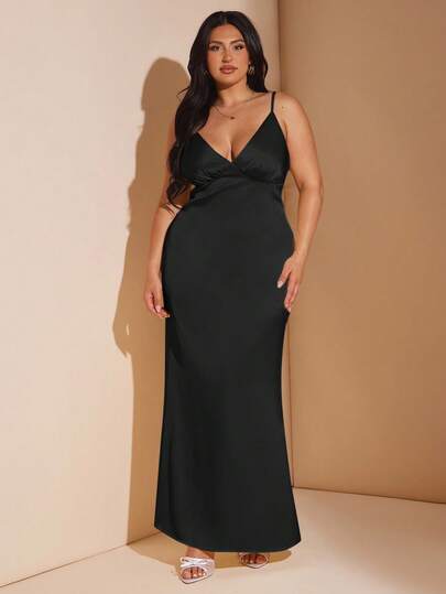 SHEIN BAE Plus Size Women's Sleeveless V-Neck Backless Maxi Satin Dress, Suitable For Vacation, Music Festivals, Birthday, Brunch, Wedding Guest, Elegant Dress Party Dress,Valentine's Day,Valentine Outfits For Women