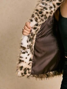 Poéselle Women's Fashionable Faux Fur Leopard Print Jacket,Leopard Print Faux Fur Jacket – Animal Pattern Short Coat For Women, Statement Holiday Party Outerwear Autumn/Winter,Winter Clothes, Fur Coat, Outerwear Women, Luxury Clothes For Women