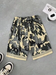 PAVTROS Tween Boy Camo & Letter Graphic Striped Trim Drawstring Waist Shorts