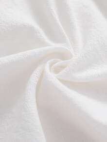 SHEIN Baby Girl Casual Comfortable Round Neck Sleeveless Ruffle Hem Bow Decor Back Vest & Shorts Set