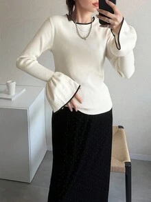 FRIFUL Women's Round Neck Flare Sleeve Contrast Trim Fitted Urban Casual Thick Sweater, Autumn