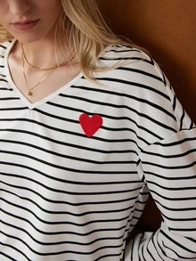 Écloséra French Formal Casual Elegant Fall Winter Clothes Striped Collar And Cuffs Hit White Long Sleeves Red V-Neck Heart Ladies Long Sleeve Fall Outfits Women Going Out T-Shirt Stripe Black White Top