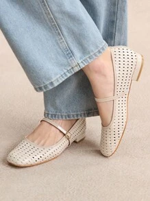 Rosivie 女士编织镂空系带经典复古平底方头休闲一脚蹬乐福鞋，酒红色