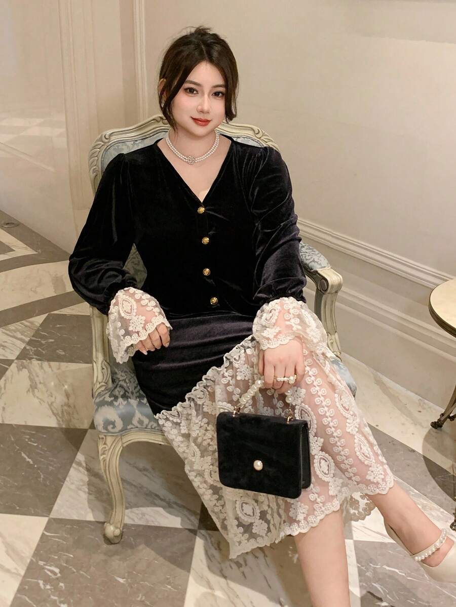 Dazy Plus Christmas Plus Size Women's V-Neck Velvet & Lace Patchwork Flare Sleeve Bodycon Party Dress, Spring/Autumn